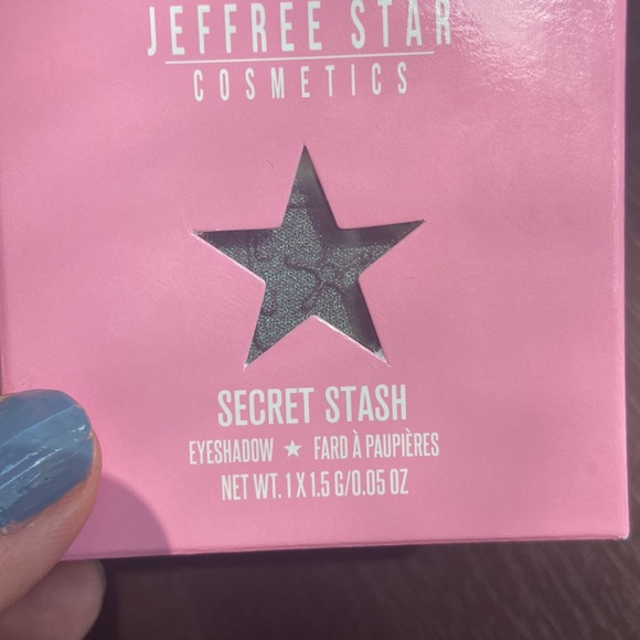 NEW! JEFFREE STAR Pressed Pigment Eye Shadow Single SECRET STASH Metallic Teal - Picture 2 of 6